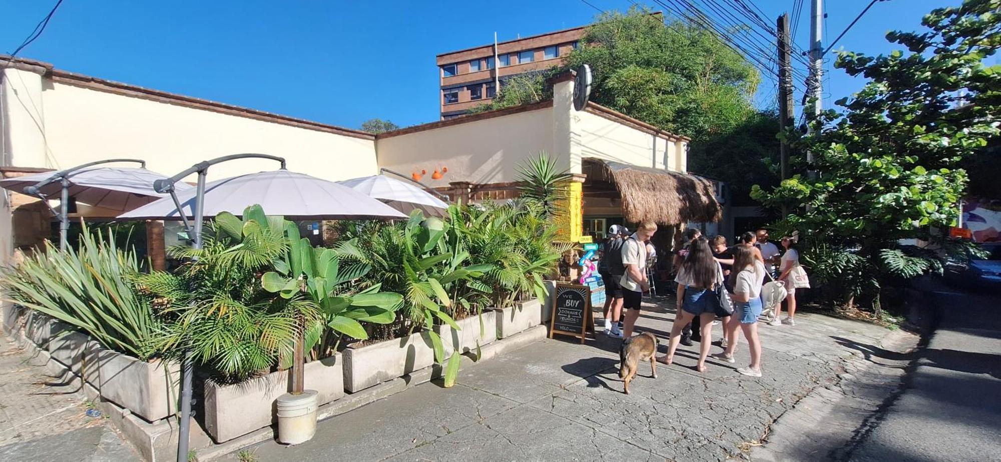 Yolo Hostel Medellin Exterior photo